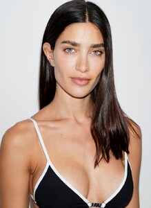 MiaMatteazzi1a4.thumb.jpg.7abe04f9f1199af0e74d7771f906b62d.jpg