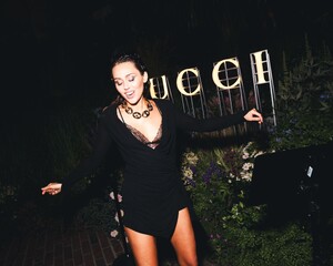 MileyNow006.jpg