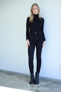 MonikaKwasny1b.thumb.jpg.0f24867ebe9e70c5eae1e5ed9cebf4e5.jpg