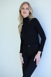 MonikaKwasny1b5.thumb.jpg.abfd9bfd2e330bf751a7b8f1655e02ea.jpg