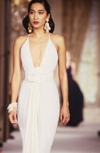 Nina_Ricci_HC_SS1989_Anna_03.thumb.jpg.f51e1a841240ae54af2e3aee03ee6f98.jpg