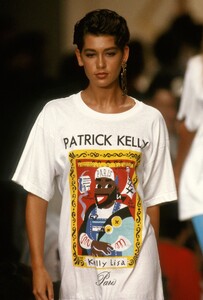 Patrick_Kelly_SS1989_Stephanie_02.thumb.jpg.fecf8659d56f93d9d2fe9cabe1bf5775.jpg