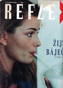 PaulinaReflex1.thumb.jpg.934878c111b1edf3fbd8827a9b195629.jpg