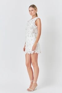 SS488T_WHITE_004.jpg