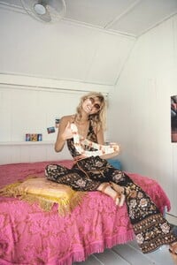Spell-Hotel-Paradiso-17.jpg