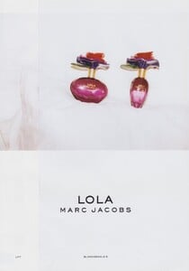 Teller_Marc_Jacobs_Lola_Fragrance_2009_02.thumb.jpg.e9978eeb1f62c2e9ee41c44be7c97fa3.jpg