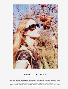 Teller_Marc_Jacobs_Spring_Summer_2009_10.thumb.jpeg.56e2ace8f3019ce7b17c990e0a6d1530.jpeg