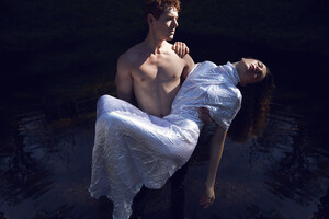 Una-Zeiby-for-HARPERS-BAZAAR-Mexico-by-Enrique-Vega-1380.thumb.jpg.32e31a9a389058792852a32b152404e1.jpg