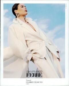 Vogue Italia February 1989 №2 037.jpg