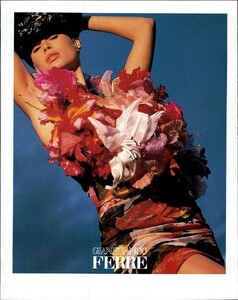 Vogue Italia February 1989 №2 050.jpg