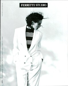 VogueItaliaFebruary19892105.thumb.jpg.776d400ce722ffd47de72894f306a9a3.jpg