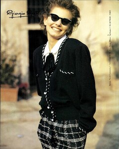 VogueItaliaFebruary19892123.thumb.jpg.4c70ec120f24eac72db6eab993d7cf86.jpg