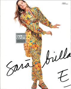 VogueItaliaJanuary1989022.thumb.jpg.a39ad4398bde88eacc3f9a6fb3887048.jpg