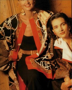 Vogue Italia March 1989 110.jpg