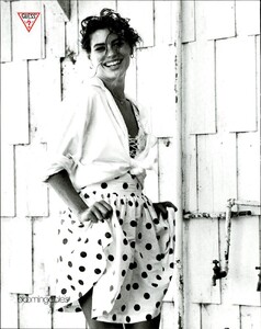 Vogue Italia March 1989 №2 038.jpg