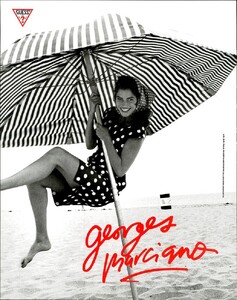 Vogue Italia March 1989 №2 040.jpg