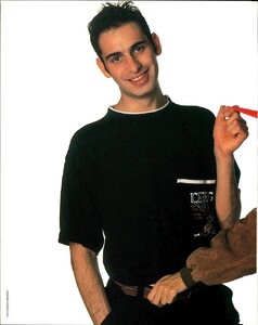 VogueItaliaMarch19892060.thumb.jpg.661237ff8207dd760bbc0b7a3d1221d5.jpg