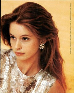 Vogue Italia March 1989 259.jpg