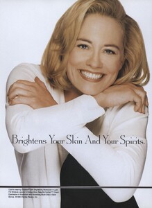 VogueJanuary1999-25.thumb.jpg.eb2cb68ae9493341c6a007ef5ce35fd9.jpg