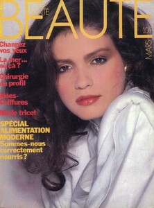 VotreBeauteMarch1979.thumb.jpg.42df16ae78140c31bb4c7e7ad45b20bf.jpg