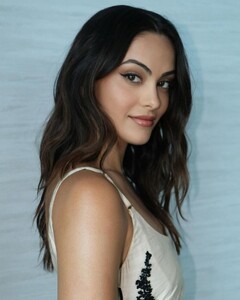 camila-mendes-the-duel-premiere-photoshoot-july-2024-0.jpg