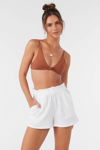 carla_1080x.jpg