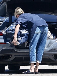 charlize-theron-check-out-some-property-in-studio-city-05-10-2024-5.jpg