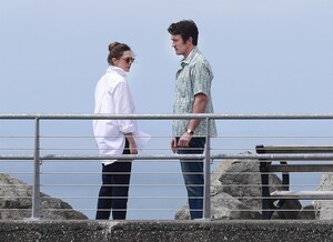elizabeth-olsen-and-miles-teller-eternity-set-in-vancouver-06-19-2024-3.jpg