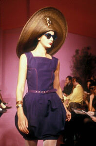 fatinebaryanecl9041-.thumb.jpg.81a4305b3e19f027ebb036df7a2b17c9.jpg