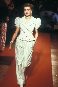 florenceventuricl8817.thumb.jpg.bd71c1d124bf1a434a198a192c5dd428.jpg