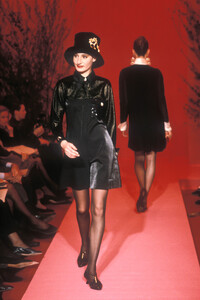 florenceventuricl9042.thumb.jpg.62711aad25e83c8c0a936d67c5560203.jpg