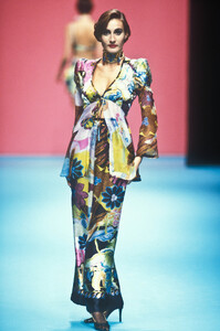 florenceventuricl9528.thumb.jpg.eb6183aff558eb5b5c85ce0c4de7858c.jpg