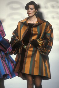 francescaambrosettios9114.thumb.jpg.423df53a1c5a9520b099b53c17d983c9.jpg