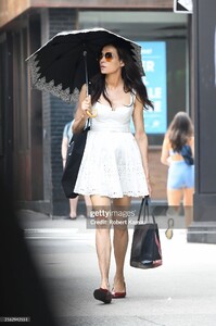 gettyimages-2162942551-2048x2048.thumb.jpg.693d332d2cfa43eac20364fc875f62a3.jpg
