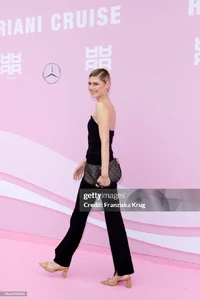 gettyimages-2163392424-1024x1024.thumb.webp.b49056cab101ce7ca62be19b648932df.webp