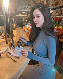 hedy_hoiyi_275437388_544351340211038_337386243807478024_n.jpg