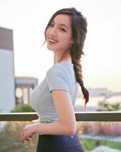 hedy_hoiyi_339680103_3612709112349708_5429068931994932416_n.jpg