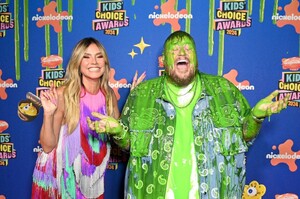 heidi-klum-nickelodeon-s-kids-choice-awards-2024-8.jpg