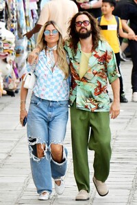heidi-klum-with-her-husband-tom-kaulitz-in-venice-07-03-2024-3.jpg