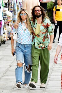 heidi-klum-with-her-husband-tom-kaulitz-in-venice-07-03-2024-5.jpg