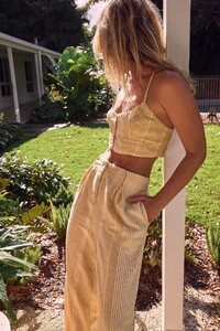 images.urbndata-4.thumb.jpg.61f39266f93c789d55b245974d34e167.jpg