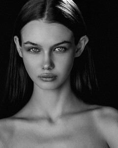 large-1679322592-573eb366d20c0c94a146fbc5626ef9f1.jpg