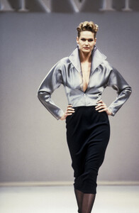 leslie-annwoodwardla9239.thumb.jpg.3e0cb0da5fd6321f90d6c9f7528dbfe6.jpg