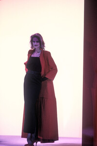 leslie-annwoodwardlb9223.thumb.jpg.8c56da3efd68f233e0cf414de299c926.jpg