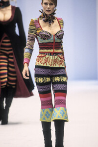 lynseyparkergn9325.thumb.jpg.0d29f7ec9b4cb35a3cea8c49ca4ed200.jpg