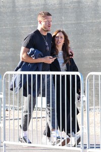 minka-kelly-and-dan-reynolds-arriving-at-the-super-bowl-in-las-vegas-02-11-2024-3.jpg