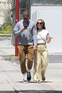 minka-kelly-and-dan-reynolds-out-in-los-angeles-05-07-2024-0.jpg