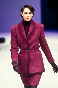 mollymclarneyby955-.thumb.jpg.44128d4bf71ad0d767e67b21d3a12533.jpg