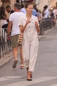 natasha-poly-shopping-at-miu-miu-store-in-saint-tropez-06-28-2024-6.jpg