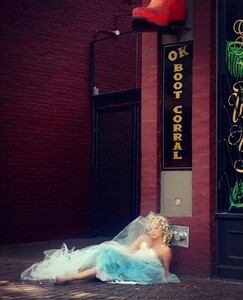 pamela-anderson-photoshoot-november-2023-2.jpg